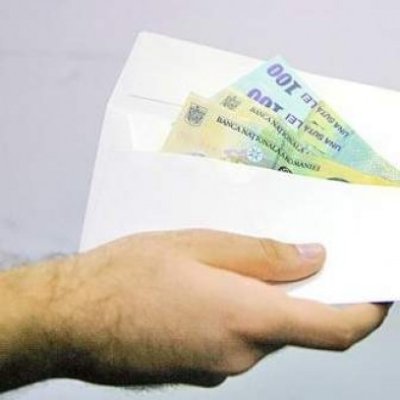 Mituitorul poliţiştilor din Lumina, în faţa instanţei de fond